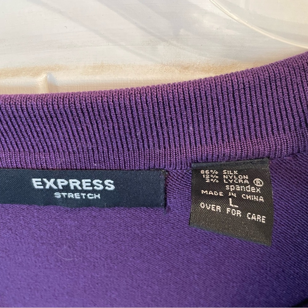 Express purple silk sweater, size L - Picture 3 of 3